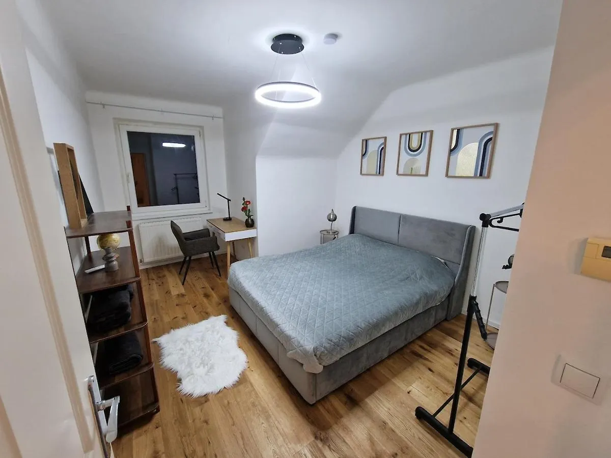 Cozy Apartment Next To Subway Station & Parking Vienna