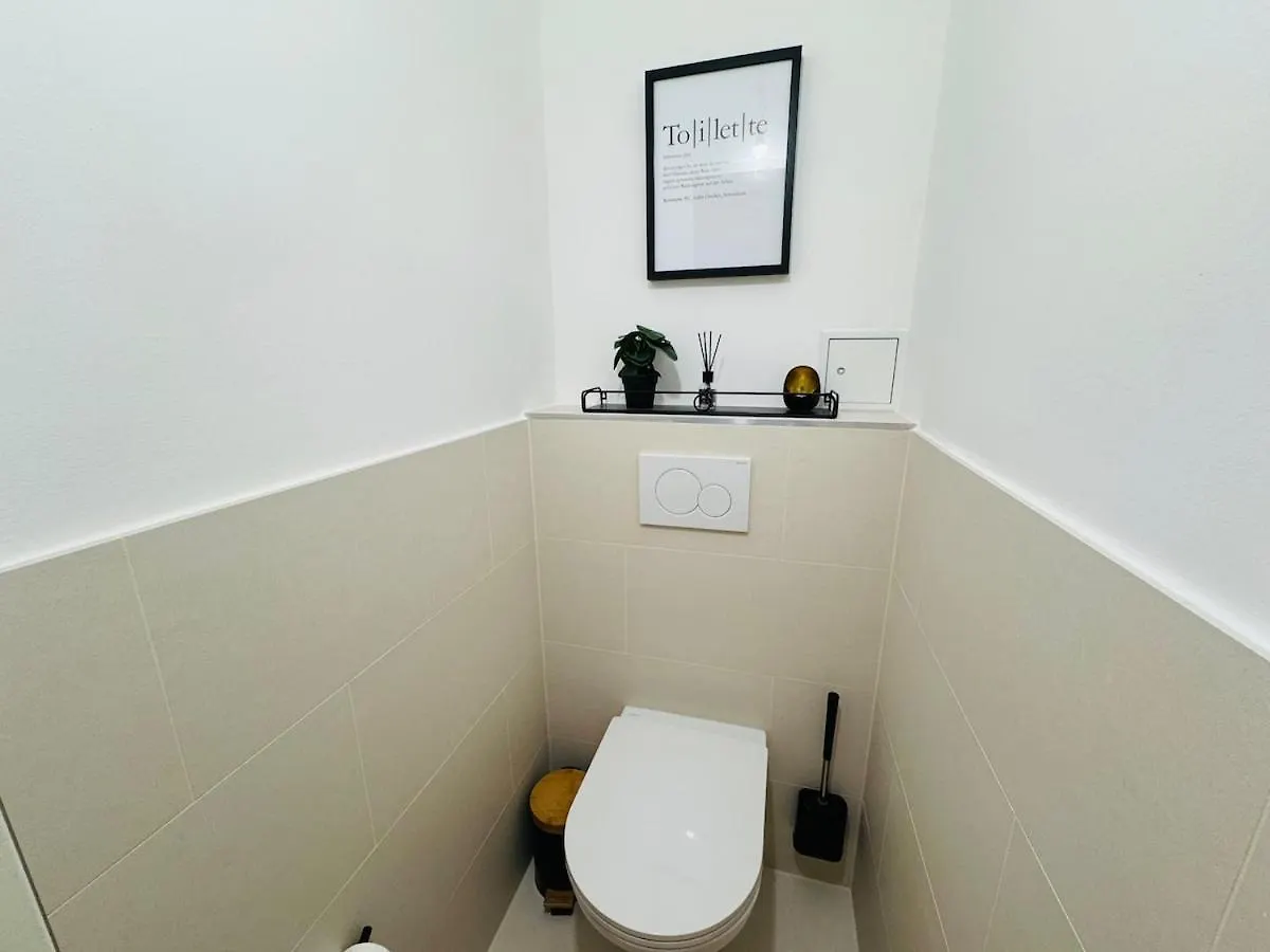Cozy Apartment Next To Subway Station & Parking Vienna Austria